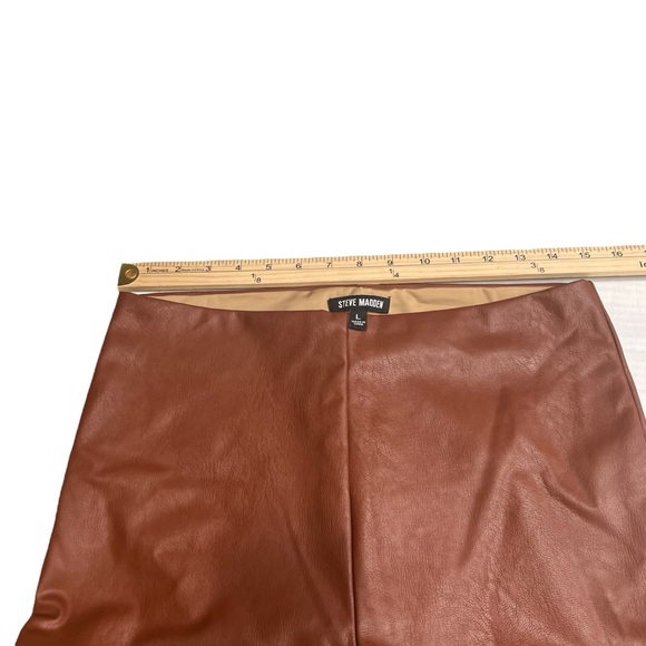 Steve Madden Citrine faux Leather flat front flare Pant Cognac Women’s Large - Picture 5 of 10